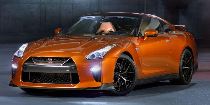 NISSAN GTR